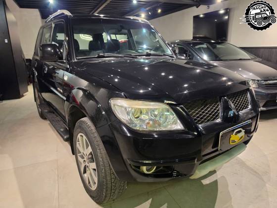 MITSUBISHI PAJERO TR4 2.0 4X4 16V 140CV FLEX 4P AUTOMÁTICO MITSUBISHI PAJERO TR4 2.0 4X4 16V 140CV FLEX 4P AUTOMÁTICO